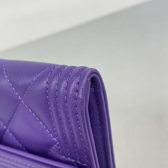 CHANEL Authentic Purple Lambskin Leather Wallet